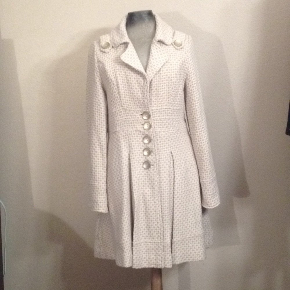 Love Stitch cute winter coat  cream gold detail